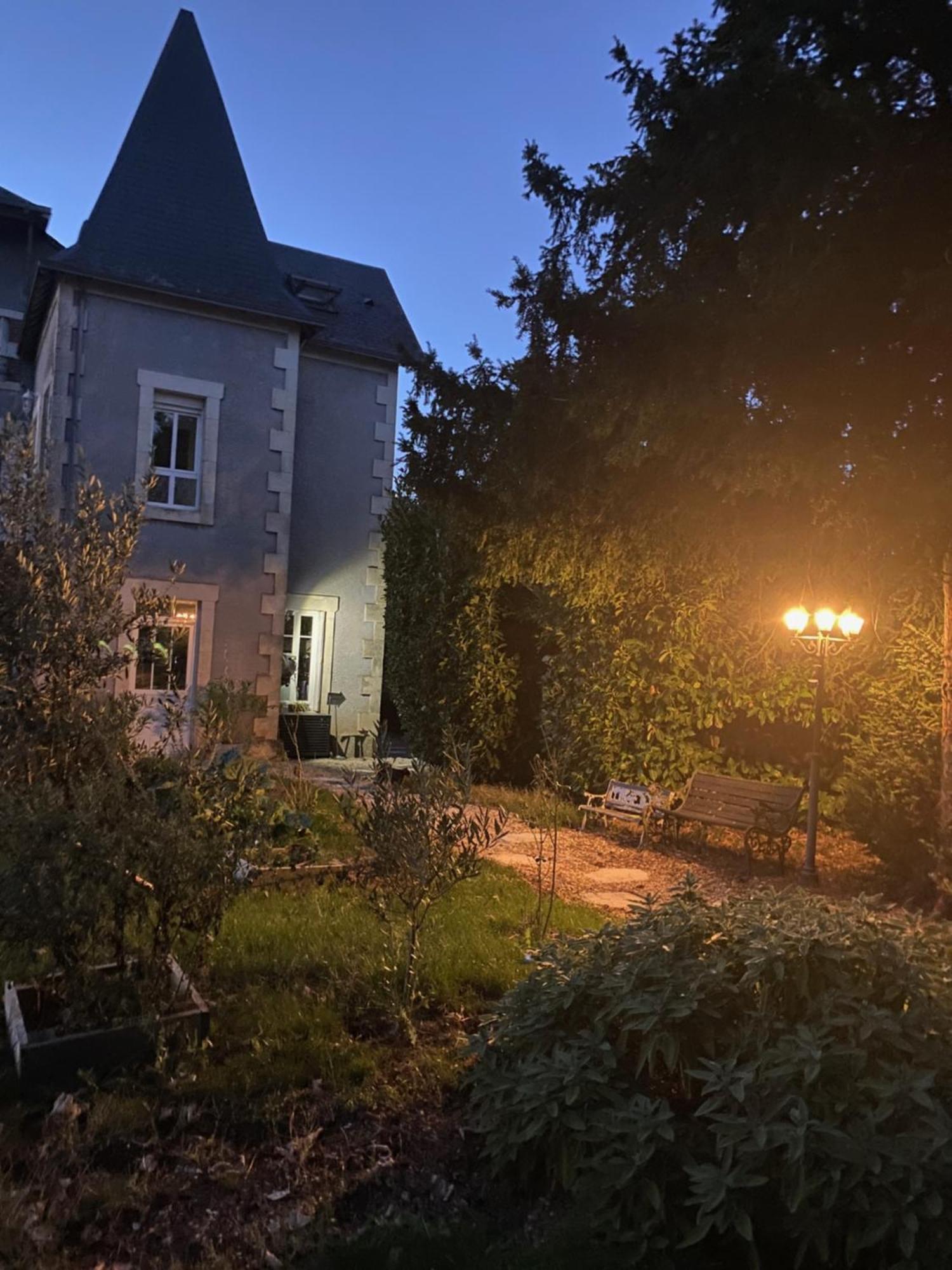 Villers-les-Ormes Domaine De Treuillaud B&B 외부 사진