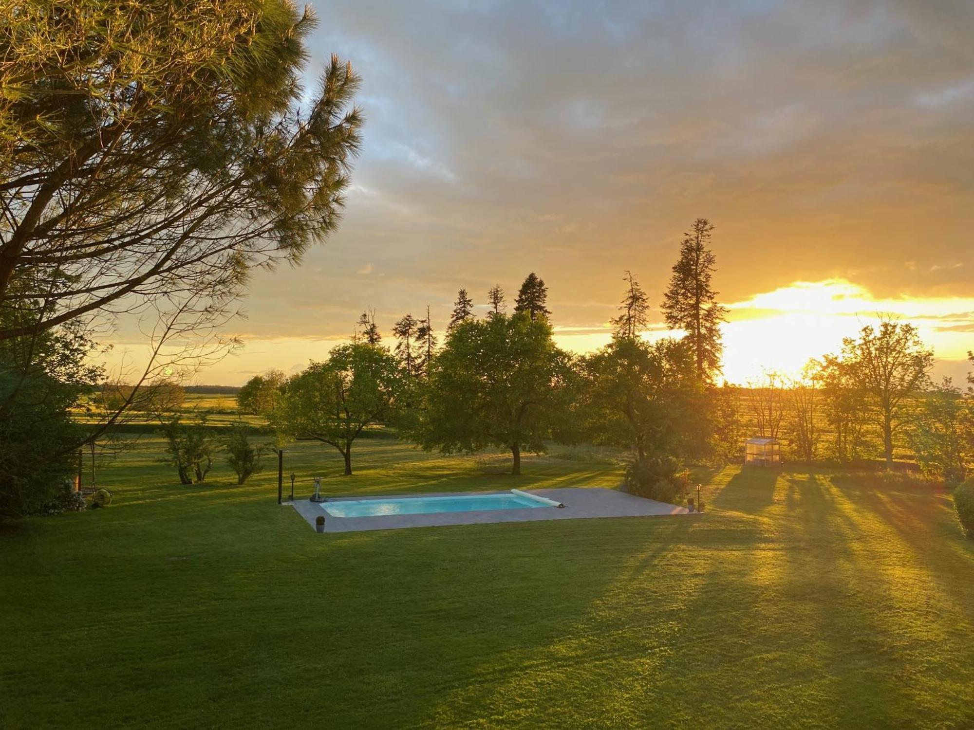 Villers-les-Ormes Domaine De Treuillaud B&B 외부 사진